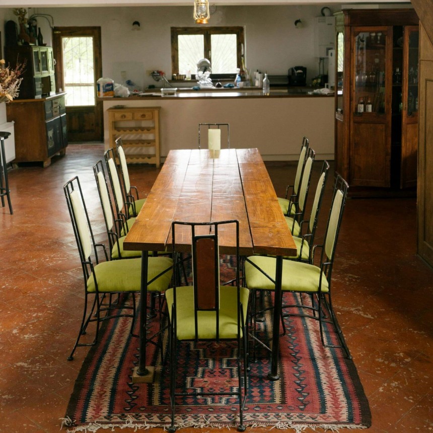 Elevate Your Dining Experience With the Right Moroccan Rug