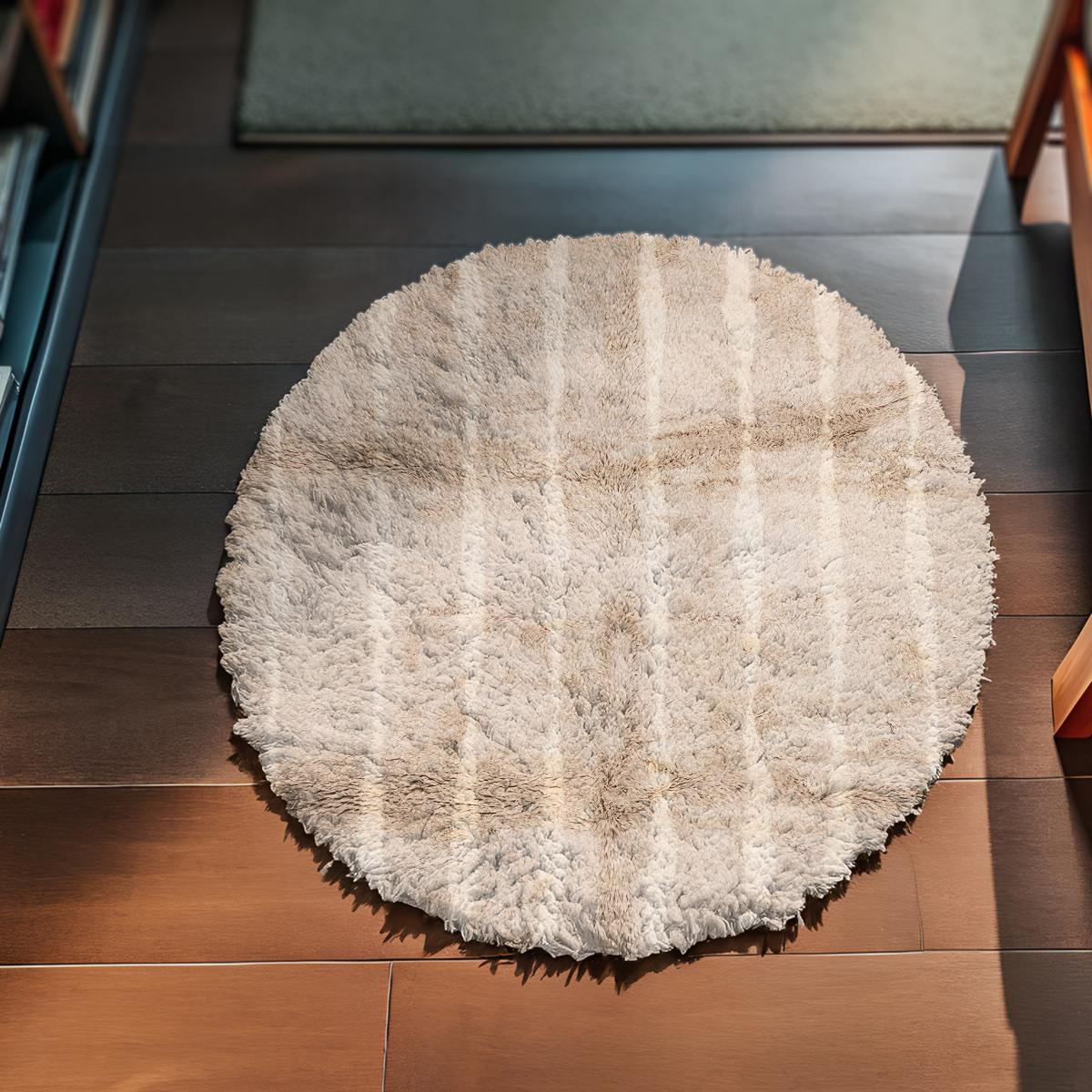 Minimalist Gray Round Rug