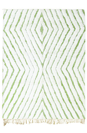 Multi-Sized Diamond Rug