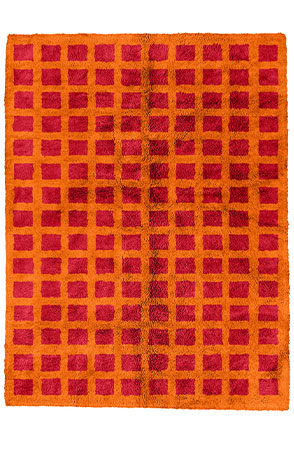 Red Board Rug