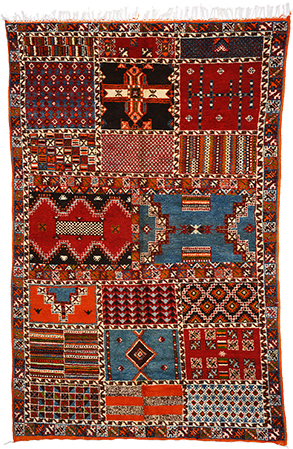 Red Vintage Moroccan Rugs for sale - Traditional Amazigh Rug 1009