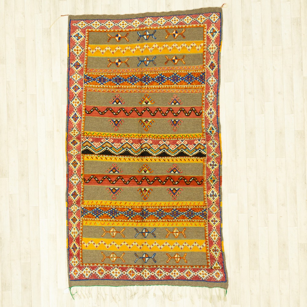 Moroccan Kilim rugs, Amazigh details 1490