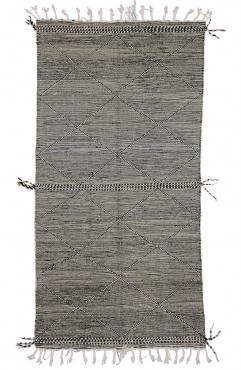 Gray Minimalist Rug 1152