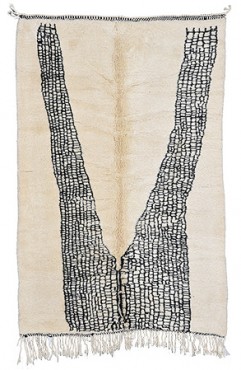 Ivory & Black Rug 1026
