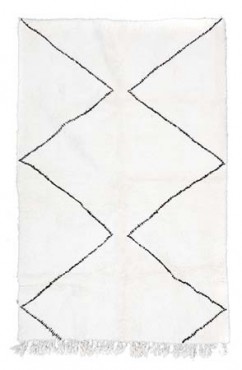 Zigzaged Black and White Moroccan Rug 2927